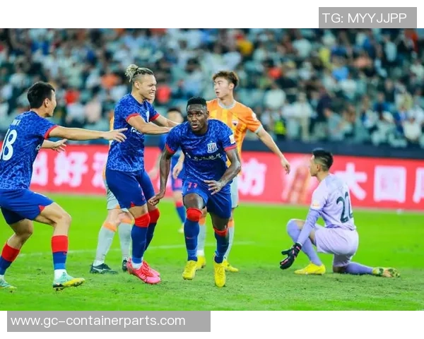 赛后分析：上海足球队与深圳足球队的耐力较量与战术对比